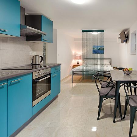 Cezar Luxury Apartment Omiš Dış mekan fotoğraf
