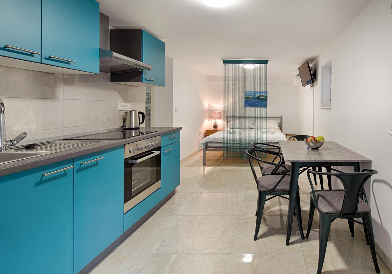 Cezar Luxury Apartment Omiš Dış mekan fotoğraf