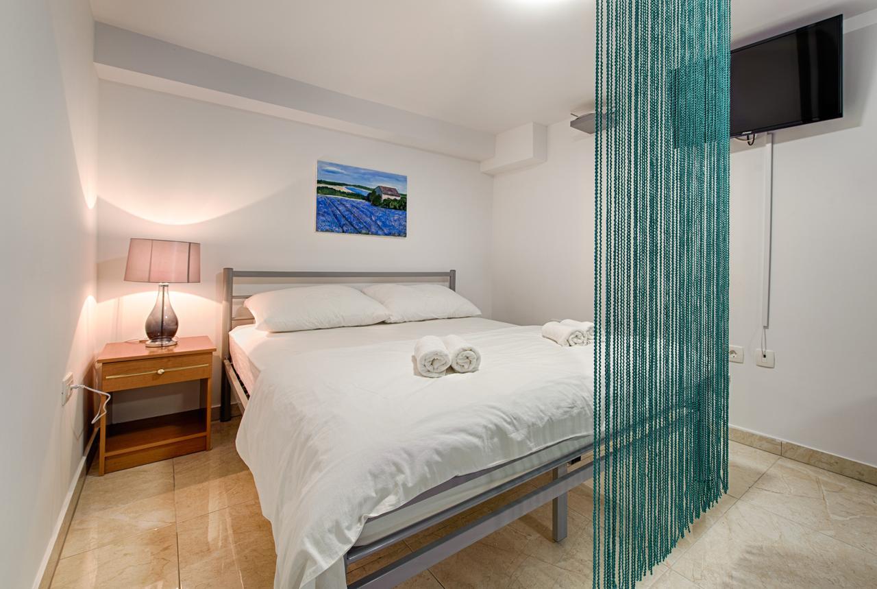 Cezar Luxury Apartment Omiš Dış mekan fotoğraf