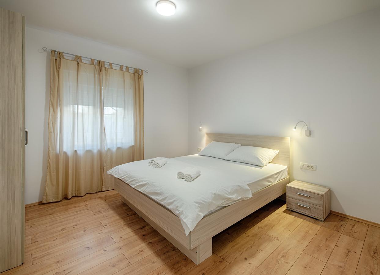 Cezar Luxury Apartment Omiš Dış mekan fotoğraf