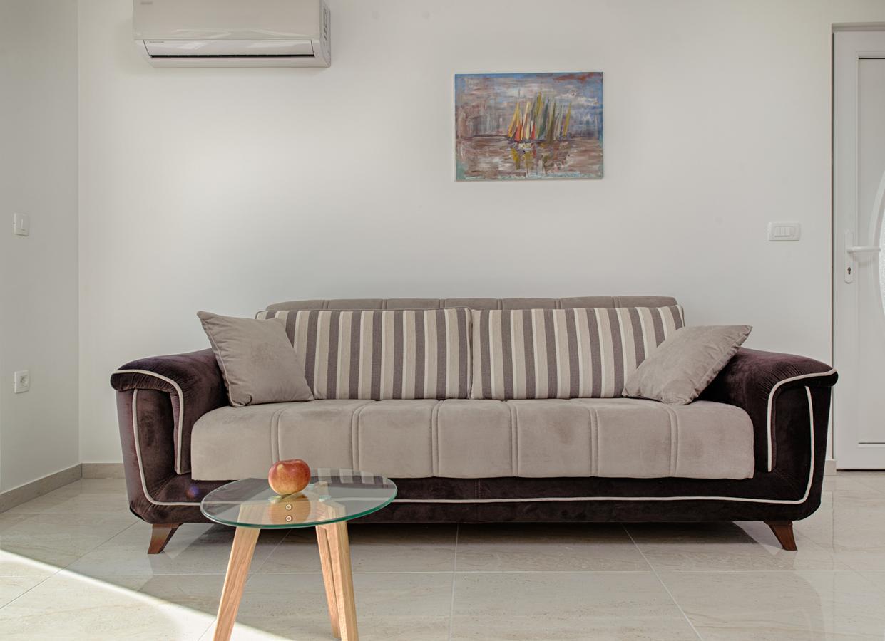 Cezar Luxury Apartment Omiš Dış mekan fotoğraf